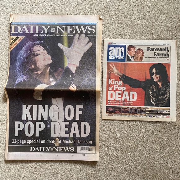 Two NY Daily Newspapers I Coverage of deaths of Michael Jackson & Farrah Fawcett - Picture 1 of 11